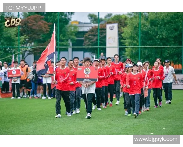 杭州飞盘队创下耐力新纪录引发热议全城飞盘热潮再度升温MBA