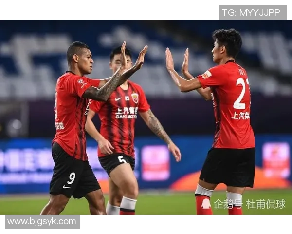 全北现代与上海上港的精彩对决在CCTV直播中全景呈现