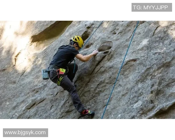 北京攀岩队包夹战术分析与成绩评估探讨攀岩运动的未来发展 北京攀岩队包夹战术分析与成绩评估探讨攀岩运动的未来发展