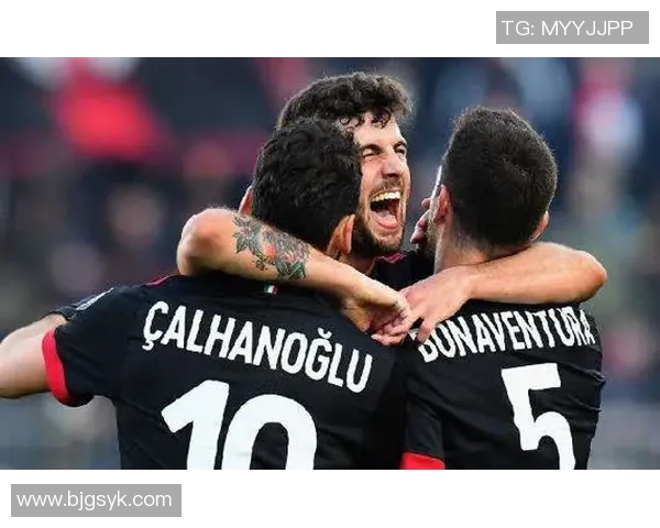 帕纳辛纳与米兰的巅峰对决谁能在欧战中笑到最后 帕纳辛纳与米兰的巅峰对决谁能在欧战中笑到最后