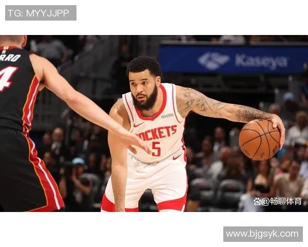 弗雷德范弗利特的篮球之路与未来展望：从无名小卒到明星球员的成长历程