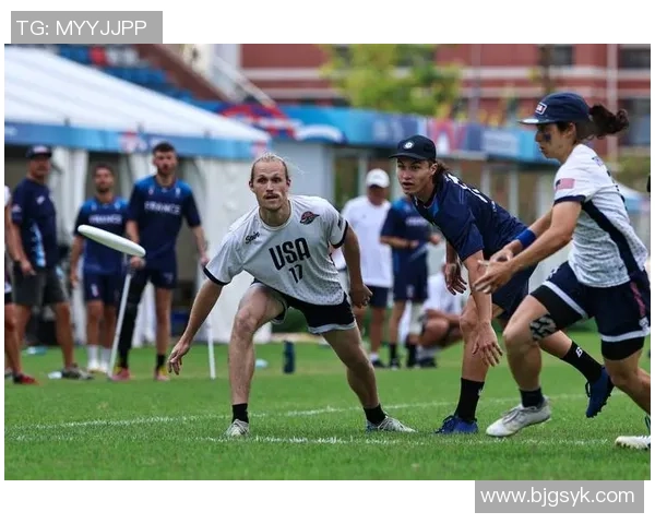 成都飞盘队如何通过控制革新引领运动潮流与团队协作新风尚MBA