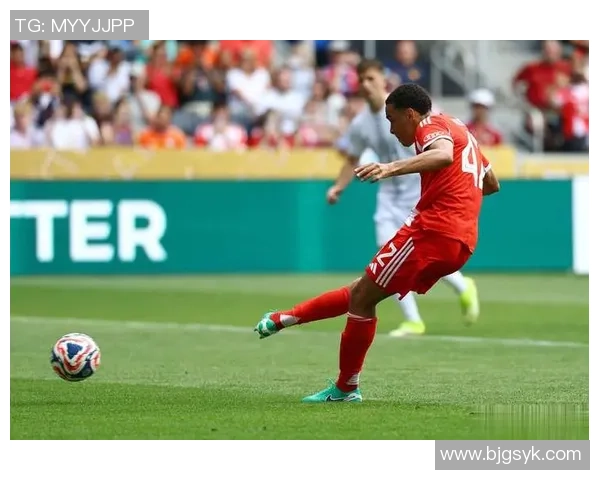 拜仁战尤文科曼执教之路的交锋与挑战分析