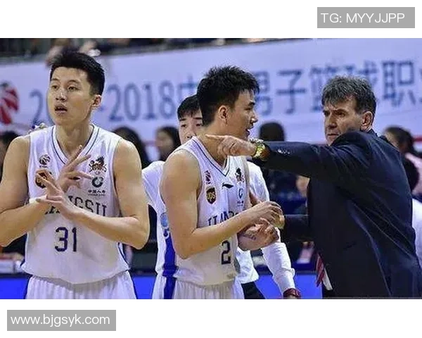 日本男足迎战乌克兰男足力争在国际赛场上再创佳绩